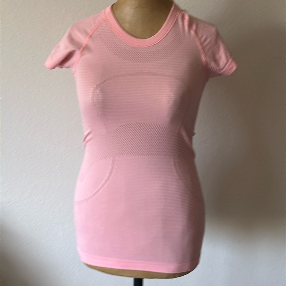 Lululemon Athletica Pink Short Sleeve Tee